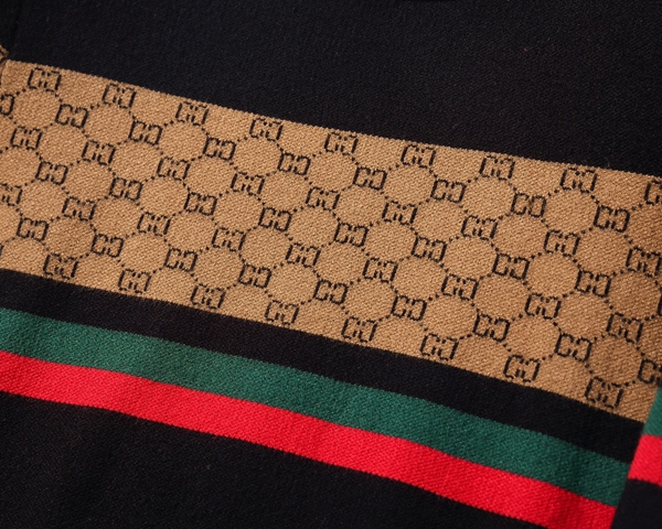 ブランドセーター全体デザイン